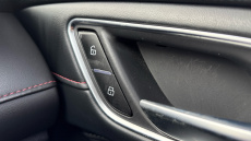 MG HS 1.5 T-GDI Trophy 5dr Petrol Hatchback